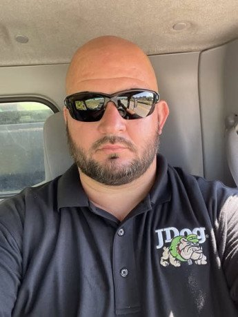 jdog-junk-removal-hauling-big-1